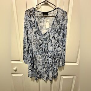 Jordan Taylor Women's Blue and Black Snake Print Tunic in